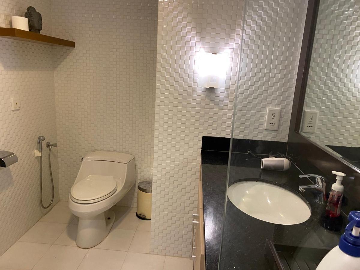 Stylish 2 Bedroom Penthouse Apt, Newly Refreshed, 50 Mbps, Pool, Gym, Resto Kuta Lombok Kültér fotó