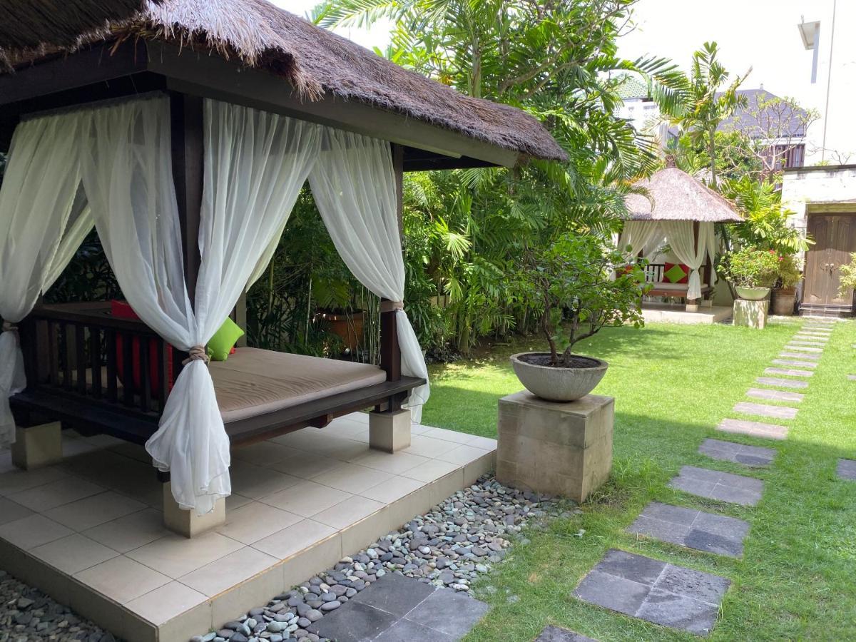 Stylish 2 Bedroom Penthouse Apt, Newly Refreshed, 50 Mbps, Pool, Gym, Resto Kuta Lombok Kültér fotó