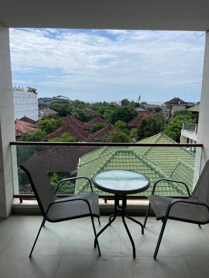 Stylish 2 Bedroom Penthouse Apt, Newly Refreshed, 50 Mbps, Pool, Gym, Resto Kuta Lombok Kültér fotó
